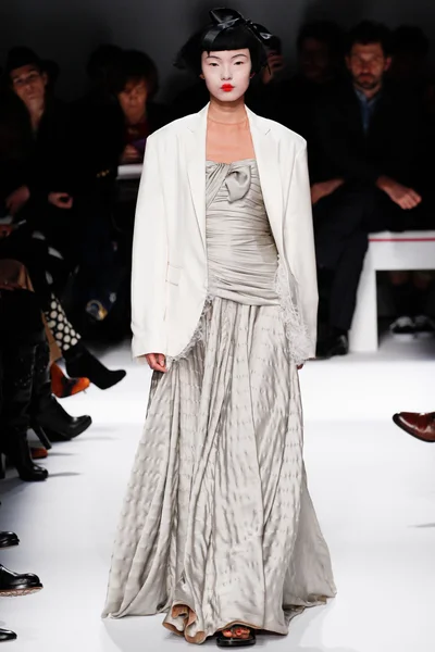 Look 12